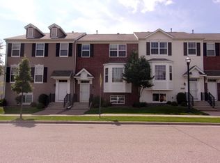 562 Huset Pkwy NE, Columbia Heights, MN 55421