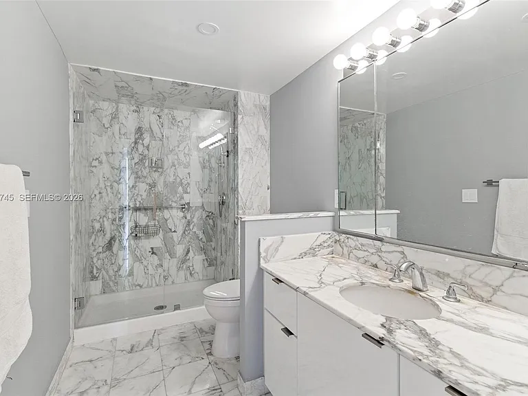 9801 Collins Ave #11O — Photo 17