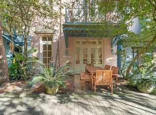 307 E Ruskin Pl, Pt Washington, FL 32459