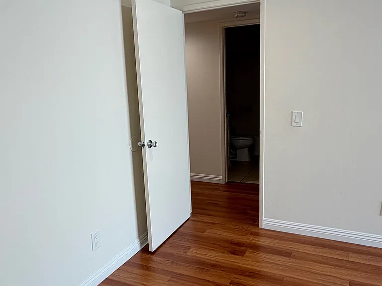 1122 Linden Ave #3 — Photo 19