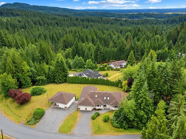 27660 128th Ave, Maple Ridge, BC V2W 1N5