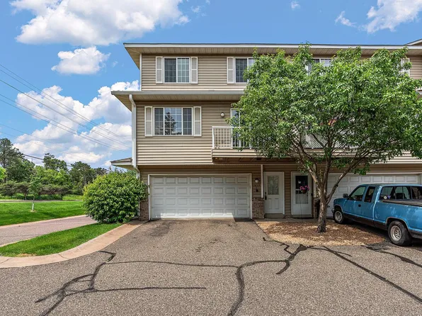 1613 County Road D E Unit L, Maplewood, MN 55109