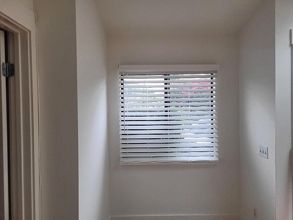5th image of 1016 Electric Ave #1016