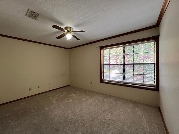 4th image of 135 County Road 5024