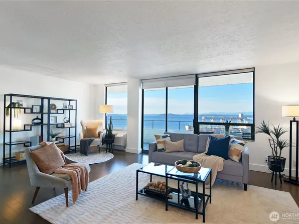 521 5th Avenue W #804, Seattle, WA 98119