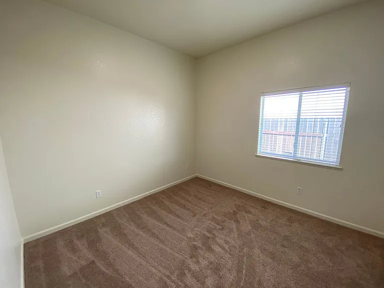 9748 Roedell Way — Photo 24