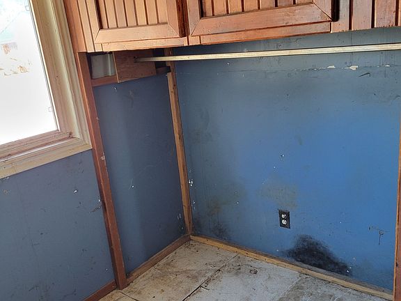 4th image of 444 Chepstow Rd