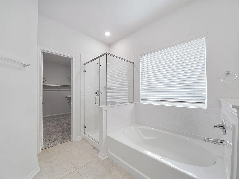 15102 Wiltshire Castle Ln — Photo 8