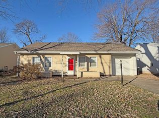 1951 S Virginia Ave, Springfield, MO 65807