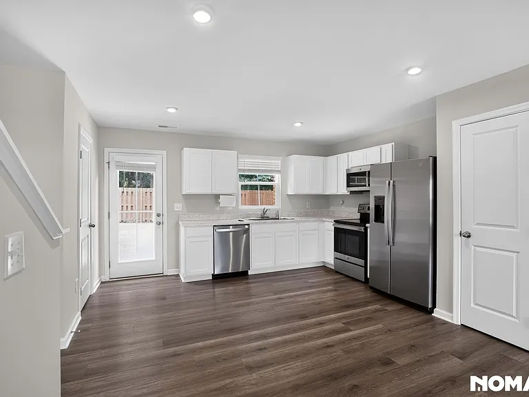200 Harvest Hill Ln — Photo 12