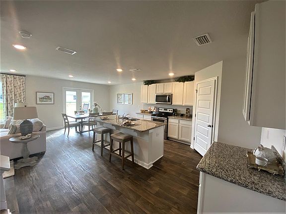 5th image of 3950 Whitetail Ln