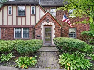 662 57th St, Des Moines, IA 50312