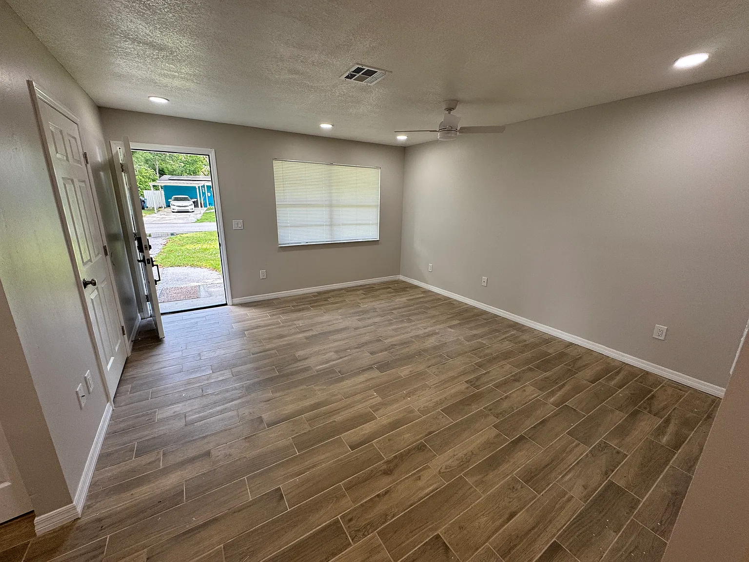Campbell 2B — Photo 2