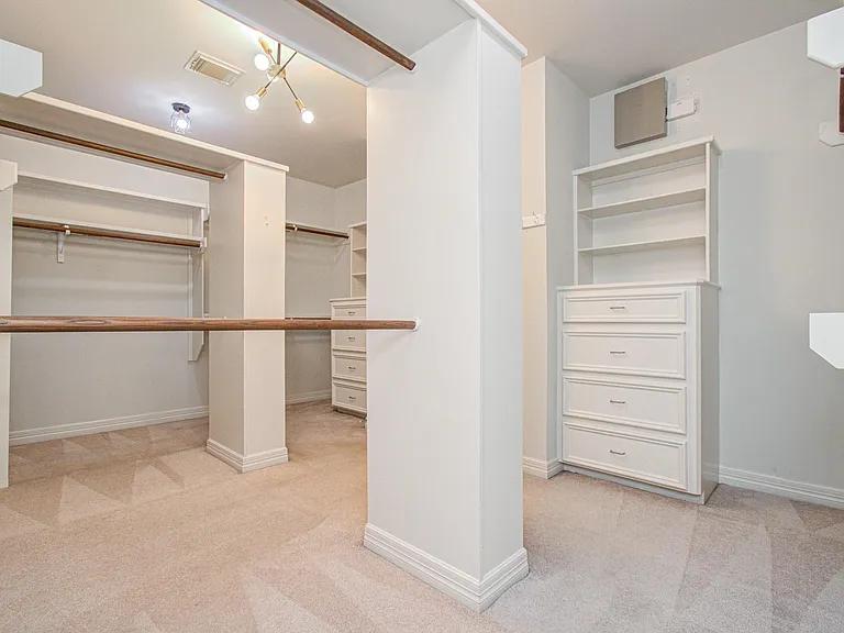 13514 Broadmeadow Ln — Photo 35