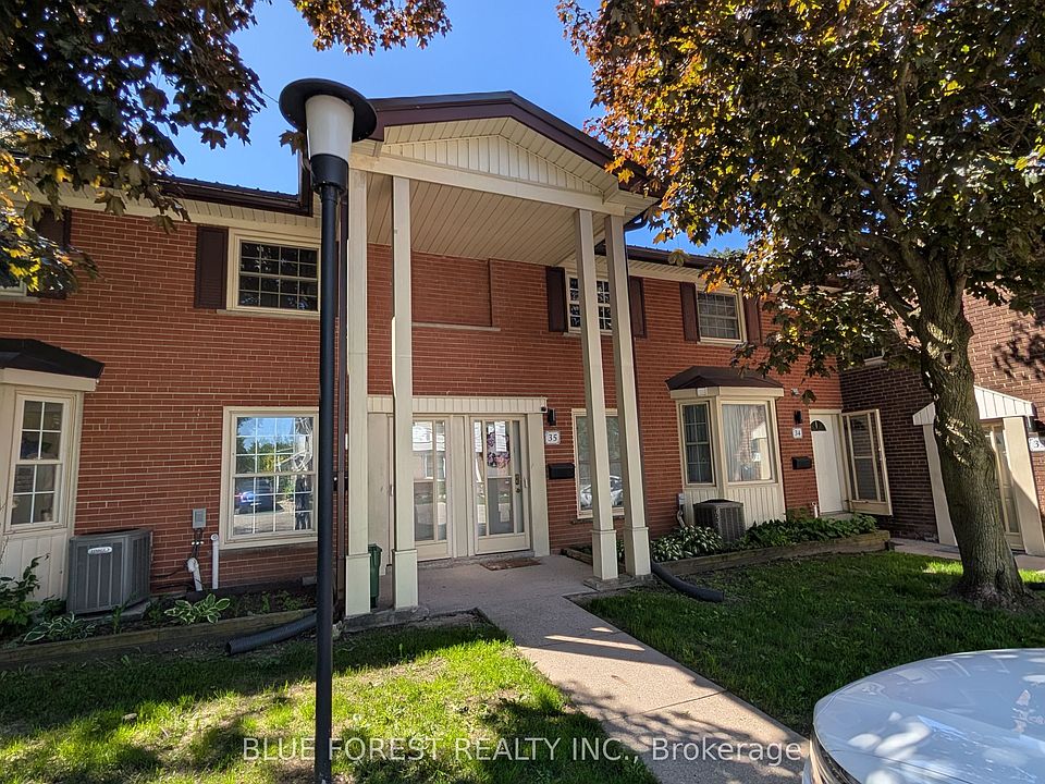 1st image of 36 Arbour Glen Cres