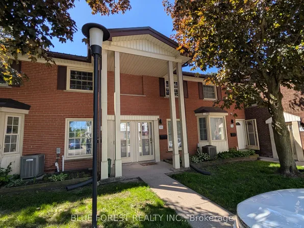36 Arbour Glen Cres, London, ON N5Y 1Z9