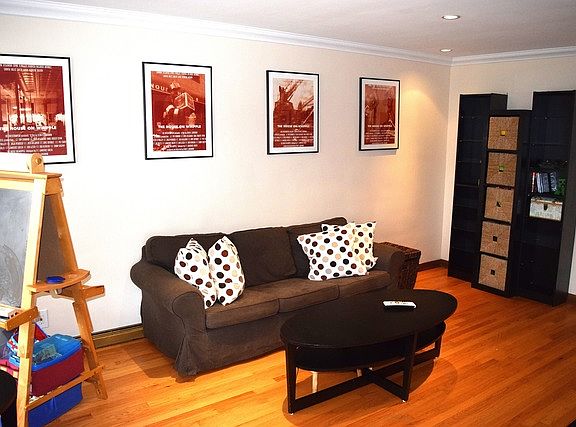 3rd image of 6018 S Mulligan Ave