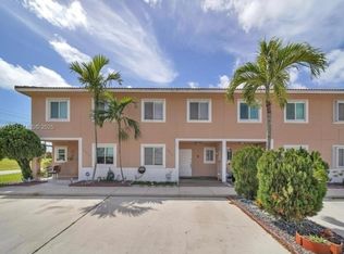 Weitzer Serena Lakes, Miami, FL 33177