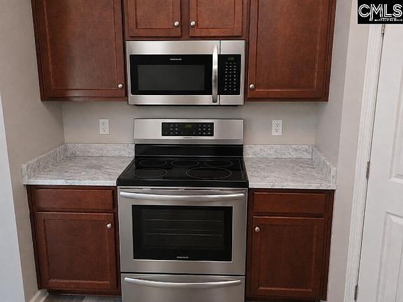 5th image of 815 Northwood Dr