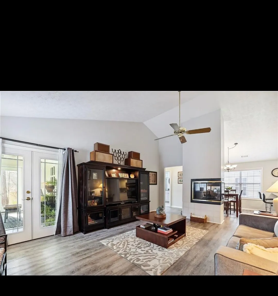 2 bed, 1521 sqft, $2,900 — Photo 2
