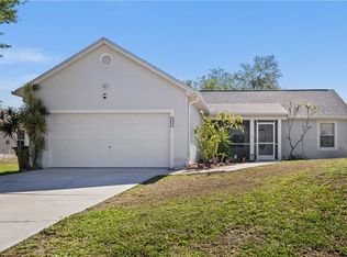 125 NE 11th Pl, Cape Coral, FL 33909