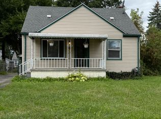 3768 Winifred St, Wayne, MI 48184