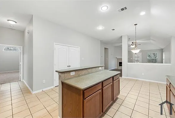 2109 Michelle Creek Dr — Photo 10