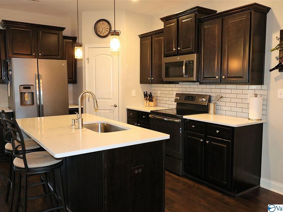 2nd image of 7909 Gabriela Dr