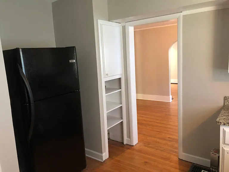 135 Fuller Ave NE — Photo 8