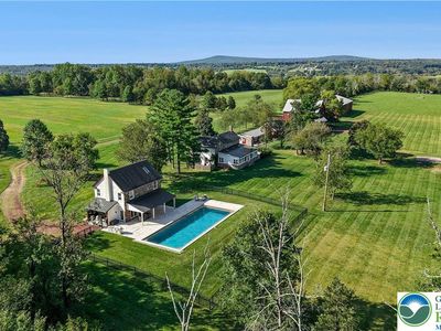 119 Center Hill Rd, Upper Black Eddy, PA, 18972