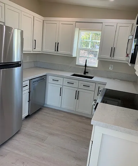 Crestwind Dr — Photo 5