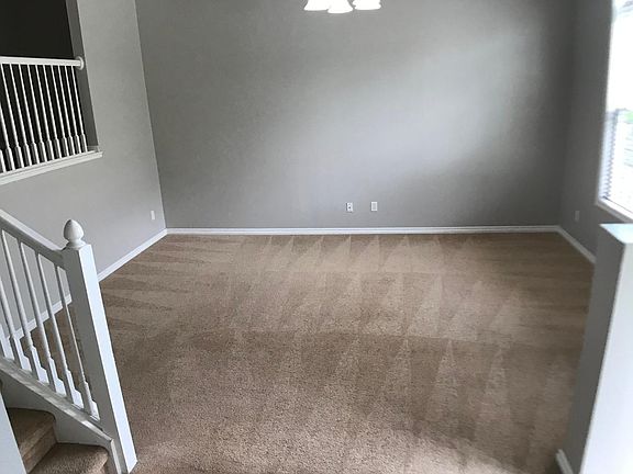 4th image of 61 Fuller Cir