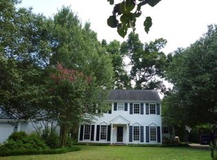 8523 Golf Ridge Dr, Charlotte, NC 28277