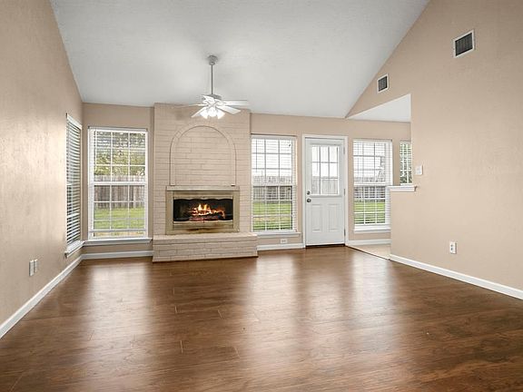 4th image of 22442 Coriander Dr