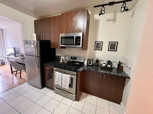 Rented by Ideal Properties Group | media 1