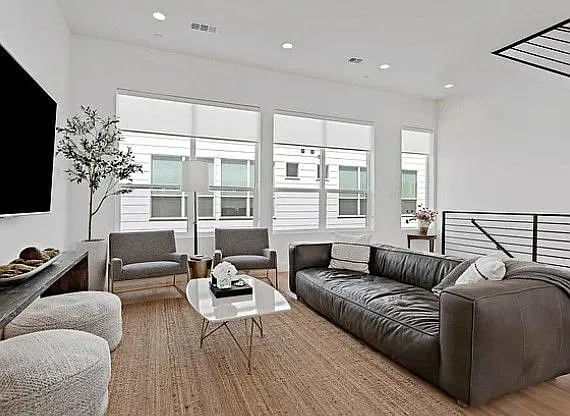 5915 Lindell Ave #103 — Photo 9