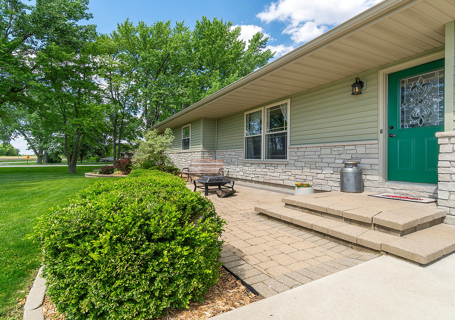 33940-5 Points Rd, Kingston, IL 60145 | Zillow