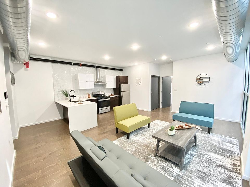 1st image of 1233 N Franklin St #U2