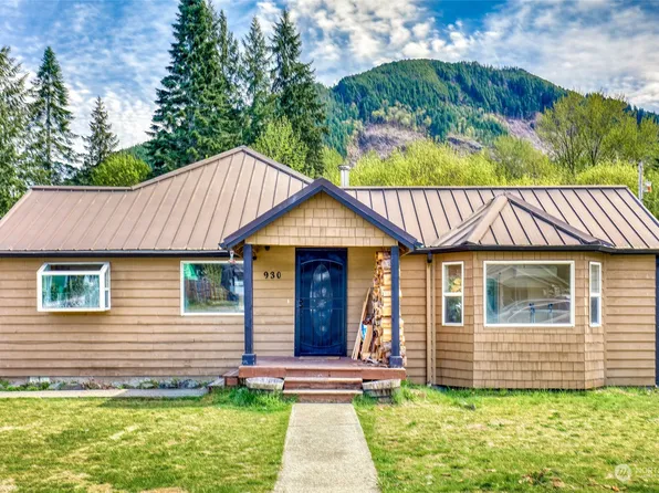 930 Montague Avenue, Darrington, WA 98241