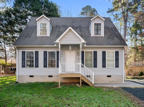 94 Pine Hill Dr, Carrboro, NC 27510