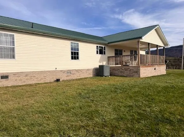 265 Buckhorn St, North Tazewell, VA 24630