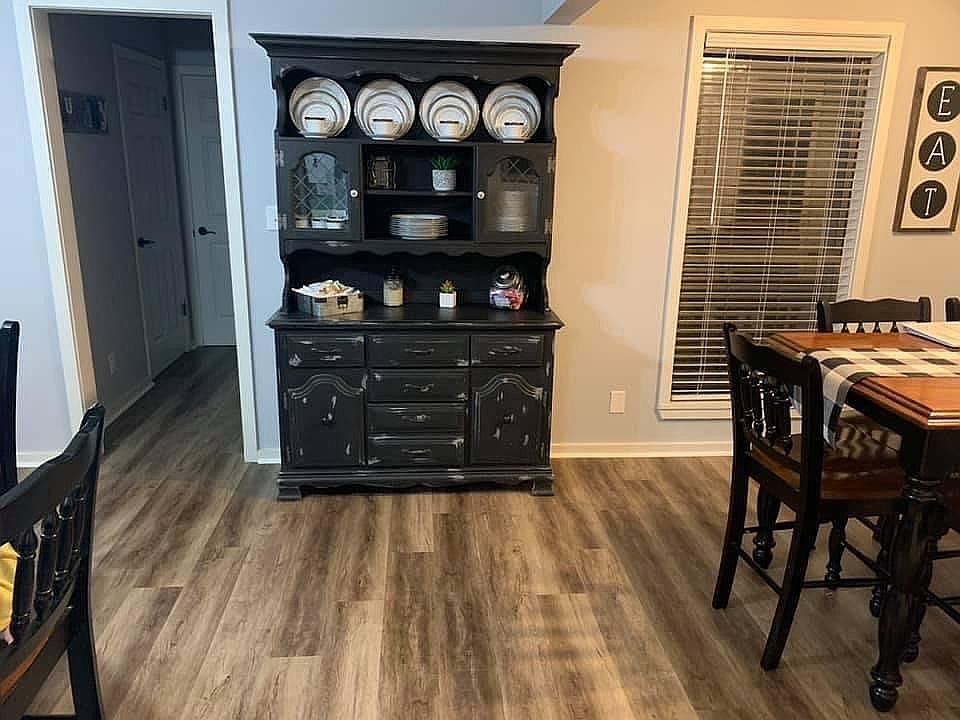 2nd image of 10110 Sandalwood Ln