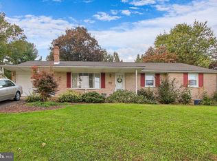 1254 Manor Blvd, Lancaster, PA