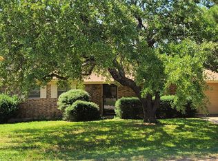 306 Cedar St, Bangs, TX 76823