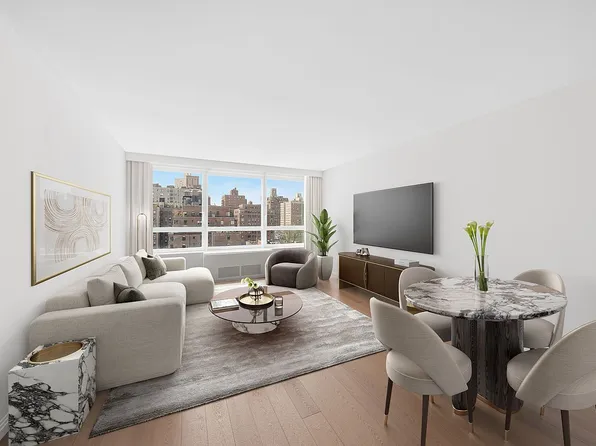 200 E 94th St APT 1412, New York, NY 10128