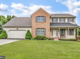 2755 Stevenson Dr, York, PA 17404