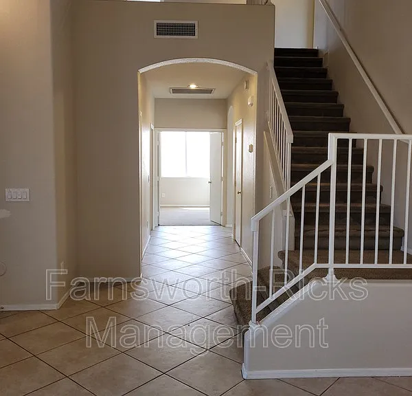1270 W Flintlock Way — Photo 9