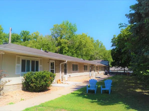 24530 Smithtown Rd, Excelsior, MN 55331