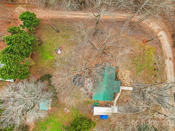 4th image of 3510 Oakwood Ave