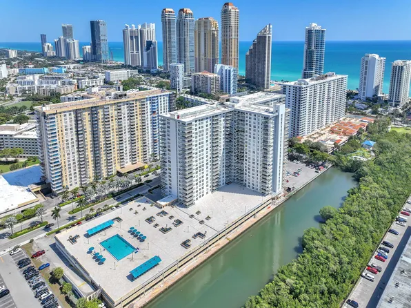 230 174th Street Apt 417, Sunny Isles Beach, FL 33160